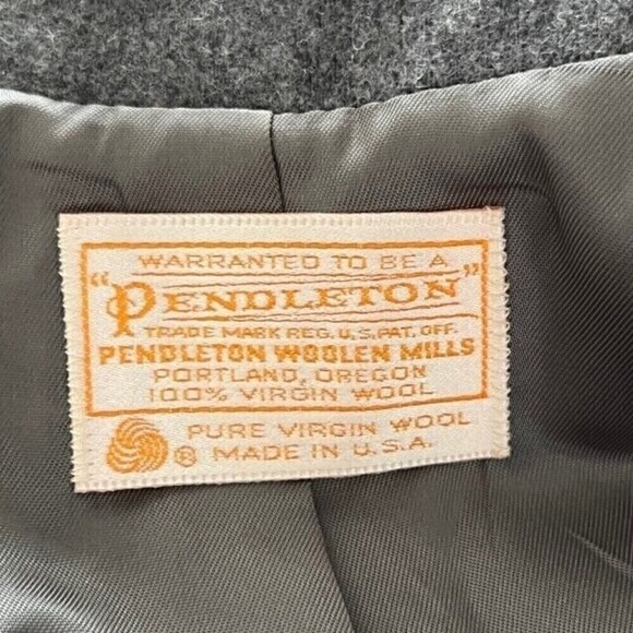 Pendleton 100% Virgin Wool Gray 2 Button Blazer Size 8 - Picture 7 of 7